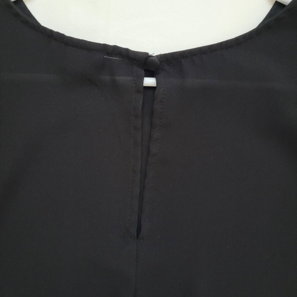 Torrid Women's Shear Black Flutter Short Sleeve Blouse Size 1 - Picture 10 of 10